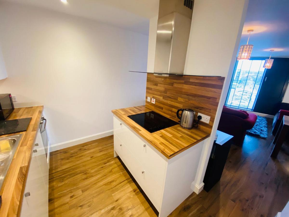 צ'לטנהם Stewart St James Walk Apartment מראה חיצוני תמונה